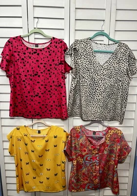 SHEIN Prendas para el torso de mariposa de cachemira con estampado animal para mujer talla mediana paquete de 4 nuevas sin etiquetas Foto 1 de 4
