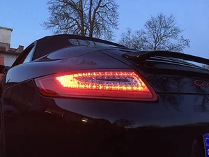 LUCES TRASERAS LED PARA PORSCHE 911 997 04-08 ORIGINALES DEPO IZQUIERDA DERECHA ROJO CROMO - Imagen 1 de 9