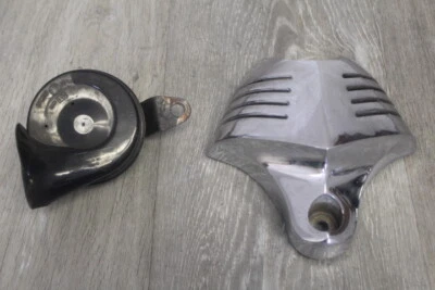 2002 harley-davidson softail FXST HORN SIGNAL TRIM COVER  - Image 1 of 3