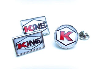 JAMES BOND 007 KING INDUSTRIES LAPEL PIN BADGE TIE PIN GIFT - Foto 1 di 4