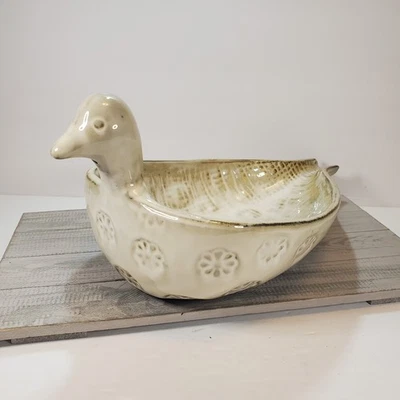 Cuenco decorativo de terracota cooperativo creativo blanco para pájaros Foto 1 de 4