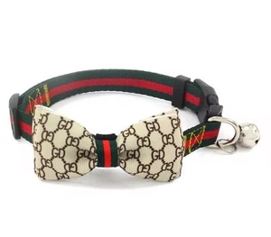 Luxury-Inspired Dog Collar with Bow Tie & Bell – Gucci Style | Sizes S - Picture 1 of 3