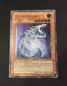 YU-GI-OH! Cyber Dragon CRV-EN015 Ultimate Rare 1st Edition - Picture 1 of 8