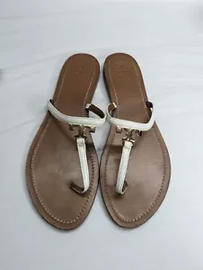 Tory Burch T-Strap Thong Half Moon Flats White Leather Gold Logo Sandals Size 10 - Picture 1 of 5