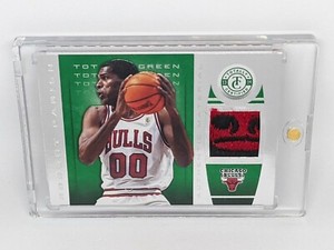 2013-14 Totally Certified Memorabilia Totally Green #132 Robert Parish /5 Logo