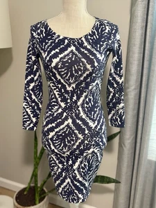 Vestido Lilly Pulitze Azul Marino Entourage Preston Elastizado Talla Pequeña SE AJUSTA AJUSTADO - Imagen 1 de 7