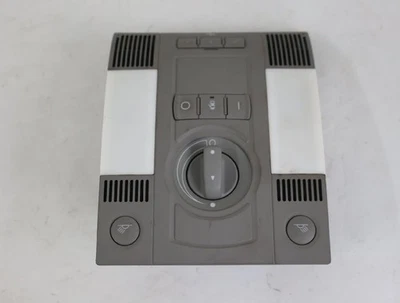 Audi A8 D3 Interior Light 4E0907135A DELPHI 06-2003 - Image 1 of 3