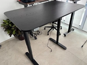 Höhenverstellbarer schreibtisch Bekant 120x80 - Bild 1 von 5