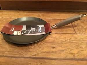 NEW ANOLON 9.5” Advanced Bronze Crepe Pan Hard-Anodized Nonstick PFOA-Free - Picture 1 of 3