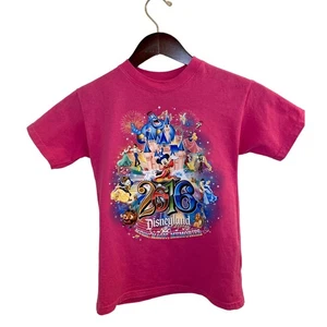 Disney Shirt Disneyland 2016 Small Kid T-Shirt Mickey Goofy Castle Magic Kingdom - Picture 1 of 6