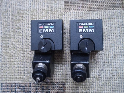 Juego a juego de 2 controladores de lente Fujinon EMM-51 zoom y estudio de enfoque caja de campo Foto 1 de 4