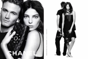2006 Chanel Karl Lagerfeld Daria Werbowy 2-page MAGAZINE AD - Picture 1 of 1