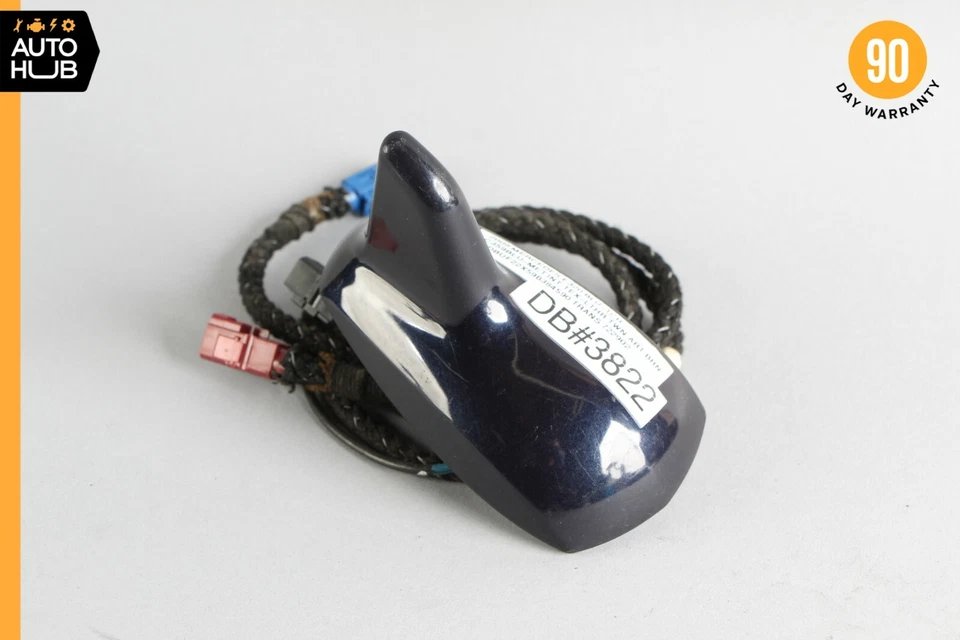 Antena GPS Mercede W211 E320 CLS63 07-11 techo aleta de tiburón 2118208575 OEM Foto 1 de 4