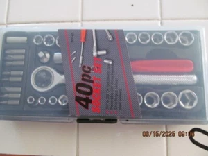 40-Pc SAE Metric Socket Set 1/4" 3/8" Drive Ratchet W1140 - Picture 1 of 2