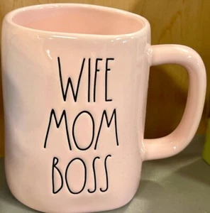 Taza Rosa Rae Dunn ESPOSA MAMÁ BOSS NUEVA - Imagen 1 de 3