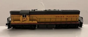 Life-Like 7775 N SD7 SD-7 Union Pacific diesel locomotive UP #776 - Picture 1 of 10