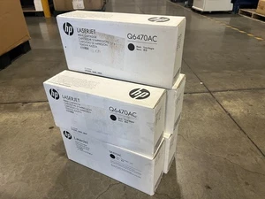 HP 501A Black Toner Cartridge Q6470AC HP LaserJet CP3505 3600 3800 New Genuine - Bild 1 von 1