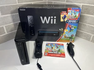 Nintendo Wii Holiday Bundle Super Mario Bro Console - CIB No Music Disc - TESTED - Picture 1 of 24