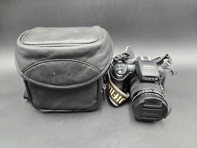 Fujifilm Fuji Camera Digital FinePix 16.0MP HS28EXR For Parts or Repair - Image 1 of 4