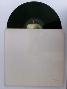 THE BEATLES WHITE ALBUM APPLE PCS 7067-8 NUMBERED EMBOSSED 4 PHOTOS POSTER - Picture 1 of 13