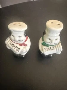 Vintage Italian Chefs Salt And Pepper Shakers r20 - Picture 1 of 4