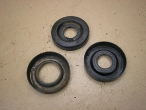 Simplicity 7119 Tractor 1691736 48" Mower Deck Upper Arbor Bearing Shields (3) - Picture 1 of 1