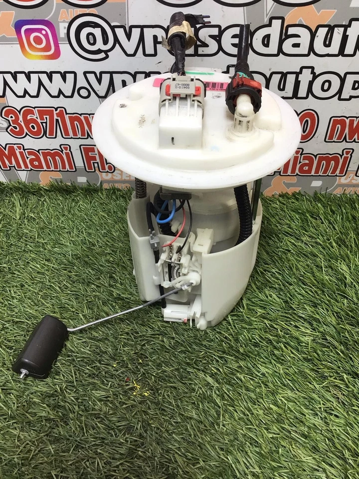✅ Bomba de combustible Dodge Journey 2018 PN: 04743907AC OEM Foto 1 de 4