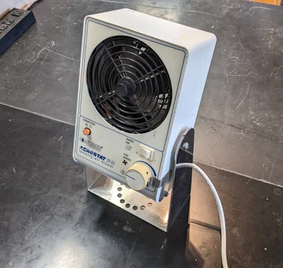 Simco-ION Aerostat PC Ionizing Air Blower w/ Power Cord - Tested Working Foto 1 de 4