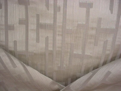 6-1/4 Scalamandre SC00126969 Tableau Silver Mauve Silk Lattice Upholstery Fabric - Image 1 of 4