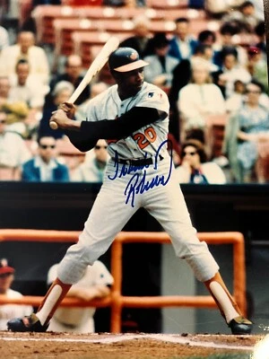 FRANK ROBINSON BALTIMORE ORIOLES MLB SIGNED VINTAGE 8 X 10 COLOR PHOTO - Image 1 of 2