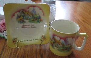 BEAUTIFUL ENGLISH MADE TEA CUP&SAUCER~SOUVENIR CANADA~COLORFUL COTTAGE W/FLOWERS - Picture 1 of 7