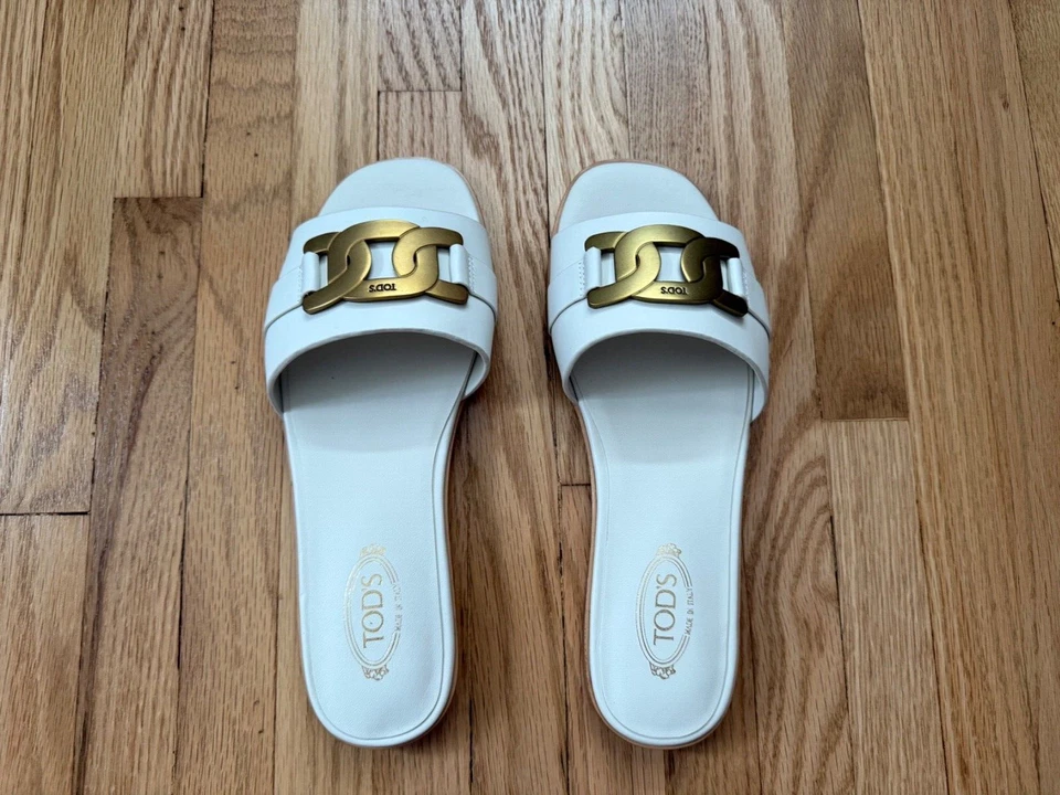 Tod's women's flat bottomed soft outer slippers shoes - Image 1 of 4