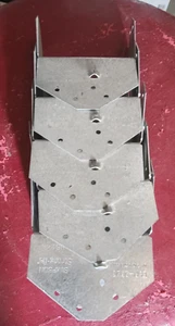 Saddle Rafter Tie - HS24 Steel 18 ga. 3.6"H x 2"W - Simpson Strong Tie - Picture 1 of 3