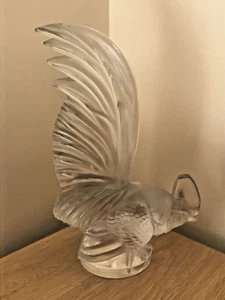 Vintage Lalique Coq Nain (Dwarf Cockerel) Opalescent Car Mascot Paperweight - Picture 1 of 12