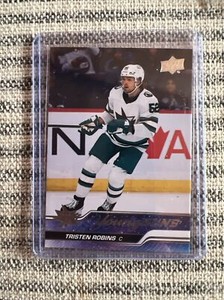 2023-24 Upper Deck Series 1 Tristen Robins SHARKS #223 Young Guns