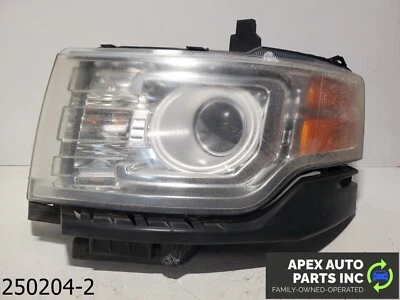 OEM 2009-2012 Ford Flex 3.5L Driver Headlight Xenon HID Clear Background - Imagem 1 de 4