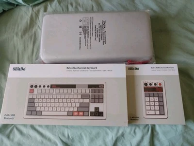 8BitDo Retro Mechanical Keyboard N Edition w/ seperate number keypad + case New - Image 1 of 4