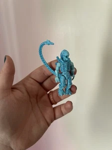 Mega bloks Construx Series 5 Aliens Xenomorph GDB14 loose FIGURE TOY - Picture 1 of 5