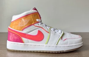 Size 7 - Air Jordan 1 Mid SE GS 'Edge Glow' - Picture 1 of 9