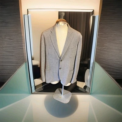 Giorgio Armani Men's Gray Blazer Size 42r  - Image 1 of 4