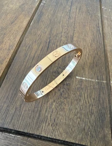 Bracciale Amore Moda Ispirato al Lusso Bracciale Placcato Oro Rosa con Pietre Zirconi - Foto 1 di 11