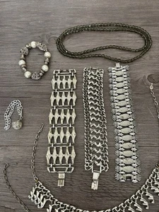 Lote de 6 piezas de joyería mixta son Sarah Coventry  - Imagen 1 de 3