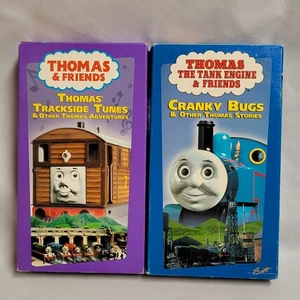 Thomas The Train Trackside Tunes + Cranky Bugs & Other Adventures VHS 1998 1999 - Foto 1 di 3