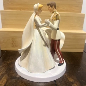 Walt Disney Collection Cinderella & Prince Charming Happily Ever After Figurine - Picture 1 of 10