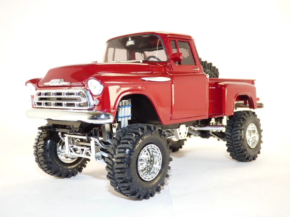 CHEVY 3100 Pick Up 4x4 Surélevé Rouge Candy 1/24 OFF ROAD Foto 1 de 1
