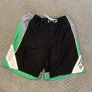 Nike Herren XL gefütterte Badehose grün schwarz EUC - Bild 1 von 15