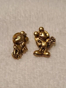 Mickey And Minnie Mouse Collectible Pins Goldtone - Picture 1 of 5