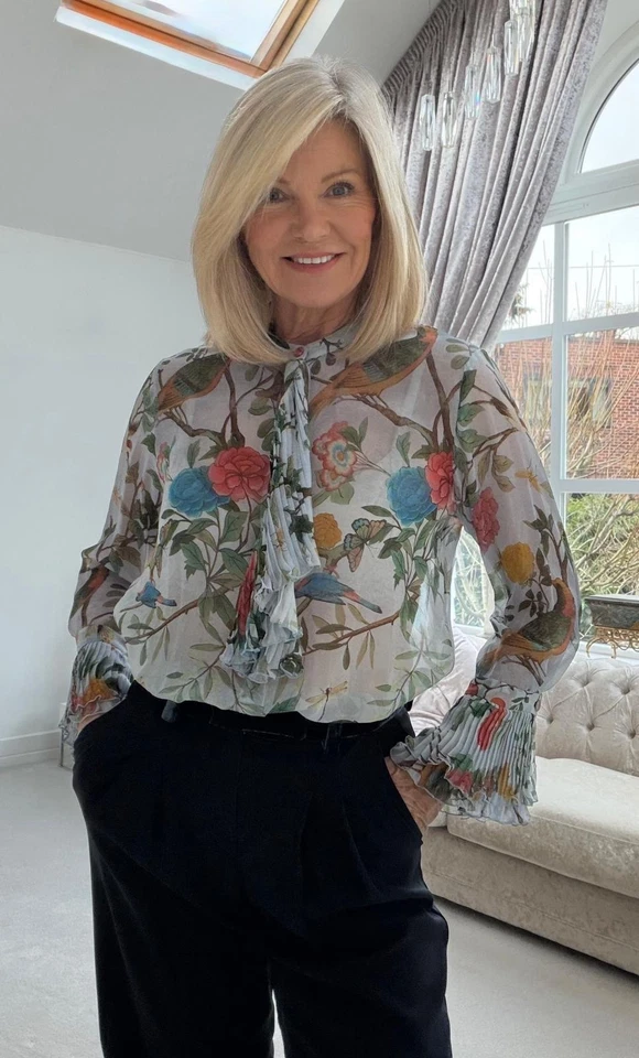 GUCCI Blouse IT 42 UK 10 Blue Sheer Floral Ruffle Front & Sleeve Button Down — 第 1/4 张图片