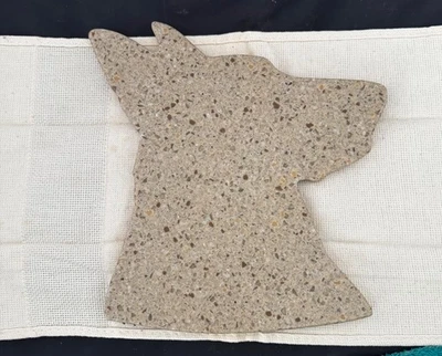 Tabla de cortar/remache de silueta de perro de granito - decoración de cocina única de piedra pesada Foto 1 de 2