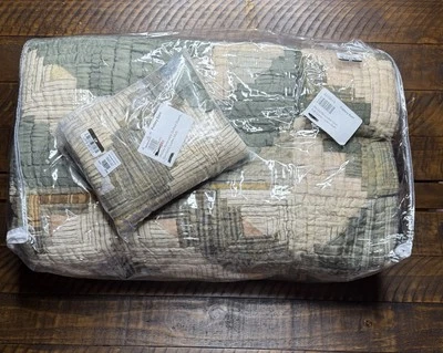 Pottery Barn Wesley Reversible Full/Queen Quilt W STD Sham  NEW READ - Image 1 of 4